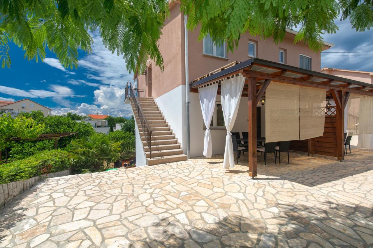 Apartment Dida I Mara Malinska Εξωτερικό φωτογραφία